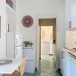 Roses House 아파트 *